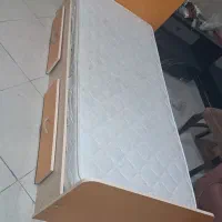 تخت نوجوان کشودار