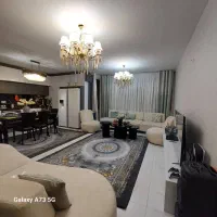 ۷۶ متر لوکس