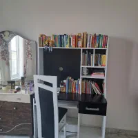 کتابخانه و میز مطالعه با صندلی|کتابخانه، شلف، قفسه‌های دیواری|تهران, جنت‌آباد شمالی|دیوار