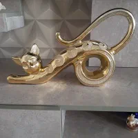 مجسمه گربه