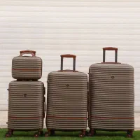 چمدان Mrچهار تیکه|کیف، کفش، کمربند|اصفهان, ملاصدرا|دیوار