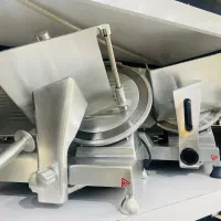 کالباس بر دستگاه اسنک