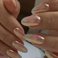 خدمات زیبایی ناخن(تخفیفات ویژه به مناسبت یلدا)