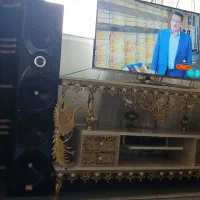 میز تلوزیون برنجی و ساعت برنجی|میز تلویزیون|تهران, مشیریه|دیوار