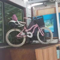 دوچرخه صورتی