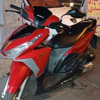 کیلیک ۱۲۵ اصلی تایلندی