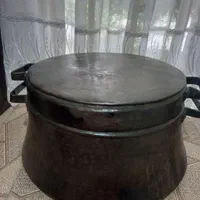 دیگ مسی قدیمی