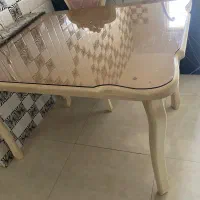 میز غذاخوری