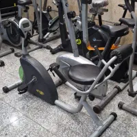 دوچرخه ثابت مبله فلکس تحت لیانس امریکا|تجهیزات ورزشی|تهران, مشیریه|دیوار