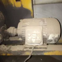 یک عدد دینام 3فاز 3 اسب بخار