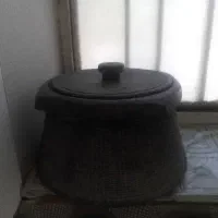 دیگ دیزی سنگی قدیمی ۶ نفره