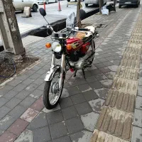 موتور سیکلت مدل 83 عتیقه