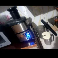 آبمیوه گیری در حد صفر