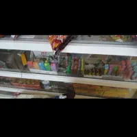 مقداری لوازم سیگار فروشی