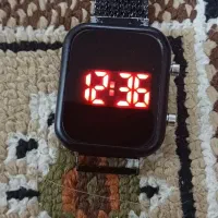 دوتا ساعت سالم|ساعت|قم, لسانی|دیوار