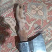 تبر. زین. کوجیک. قدیمی|کلکسیون اشیاء عتیقه|رشت, هلال احمر|دیوار