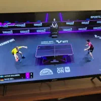 تلویزیون ۴۰ اینچ بست