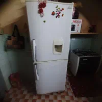 یخچال فریزر|یخچال و فریزر|زارچ, |دیوار