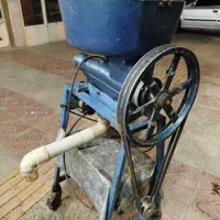 آبغوره گیری و سبزی خورد کن