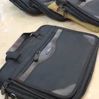 کیف دستی یا جای لب تابی واداری