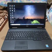 لپ تاپ دل  تمیز  و مناسب برای طراحی