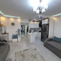 آپارتمان یک خوابه ۶۰ متری   فول بازسازی  رو به نما