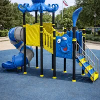 تجهیزات زمین بازی کودکان