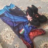 دوبنده کشتی و کفش