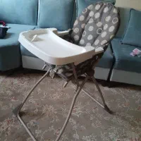 صدلی غذای کودک