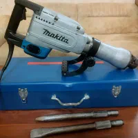 هیلتی بتن کن ماکیتا مدل 1304 پلاک قرمز اصل ژاپن