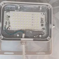 تعمیرات انواع لامپ و پرژکتور و وسایل برقی