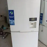 یخچال  وفریز ر
