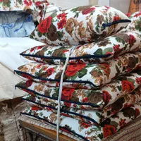 تشک و بالشت پنبه ای