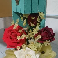 گل مصنوعی به فروش میرسد