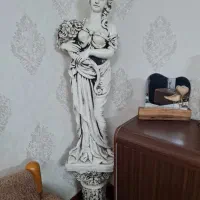 مجسمه. ملکه