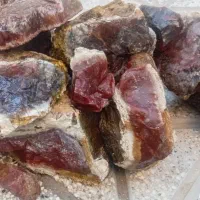 سنگ عقیق سرخ وسبز