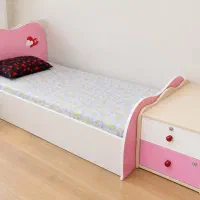 دو عددتخت کودک و نوجوان به همراه کمد خیلی تمیز ونو