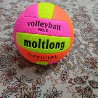 توپ والیبال