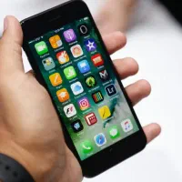 آیفون ۷ پشت شیشه ای ۱۲۸ گیگ