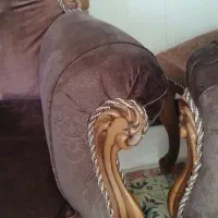 فروش فوری یکدست مبل سلطنتی و یکدست مبل راحتی|مبلمان خانگی و میز عسلی|اصفهان, عباسآباد|دیوار