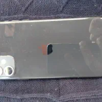 آیفون ۱۱ تک سیم