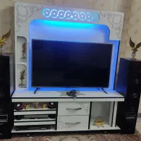 میز تلویزیون در حد نو