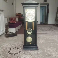 ساعت دیواری کاملا سالم و تر تمیز