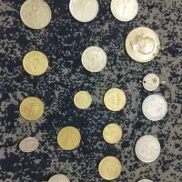 تعدادی سکه های خیلی قدیمی
