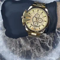 ساعت سه‌موتور فعال دیزل