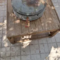 یک عددتنورگازی ویک عددکرسی قدبمی