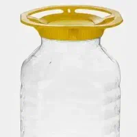 تعدادی دبه جای ترشی