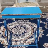 میز تحریر|میز تحریر و کامپیوتر|مهاجران, |دیوار