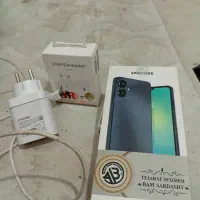 گوشی فروشی با کارتون وشارژر فابرک|موبایل|کرمانشاه, |دیوار