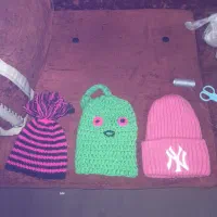 کلاه|کفش و لباس بچه|قروه, |دیوار